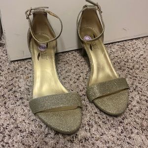 Aerosoles Laminate Gold 10M Open Toe High
